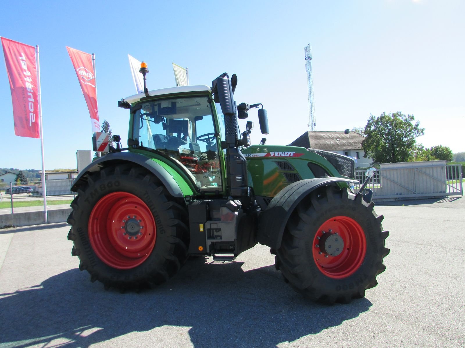 Traktor des Typs Fendt 720 Vario Profi+, Gebrauchtmaschine in Saxen (Bild 4)