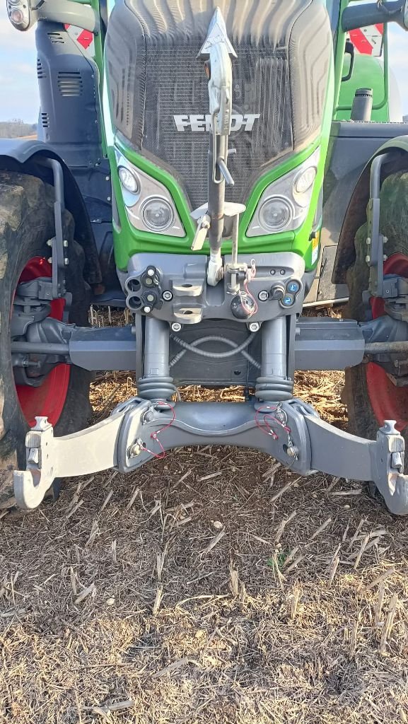 Traktor tipa Fendt 720 VARIO PROFI +, Gebrauchtmaschine u NEUVILLE AUX BOIS (Slika 11)