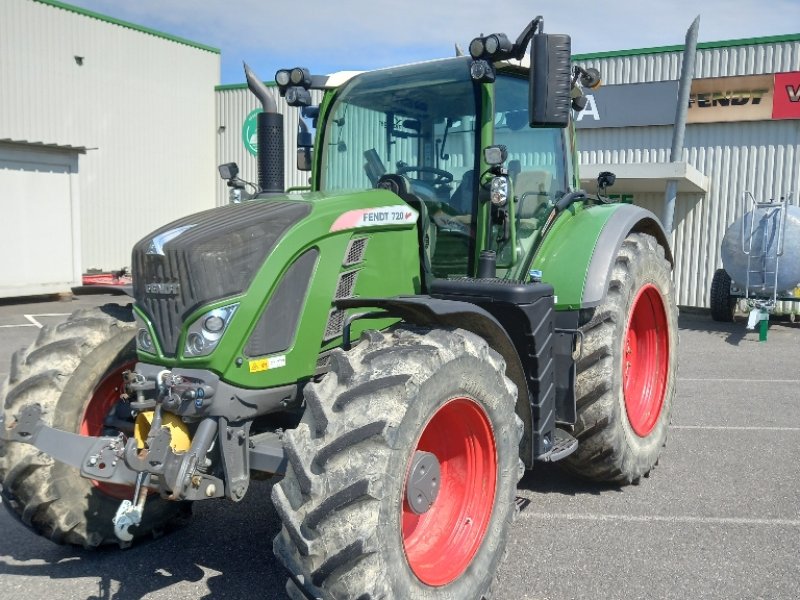 Traktor van het type Fendt 720 VARIO PROFI +, Gebrauchtmaschine in Calmont (Foto 1)