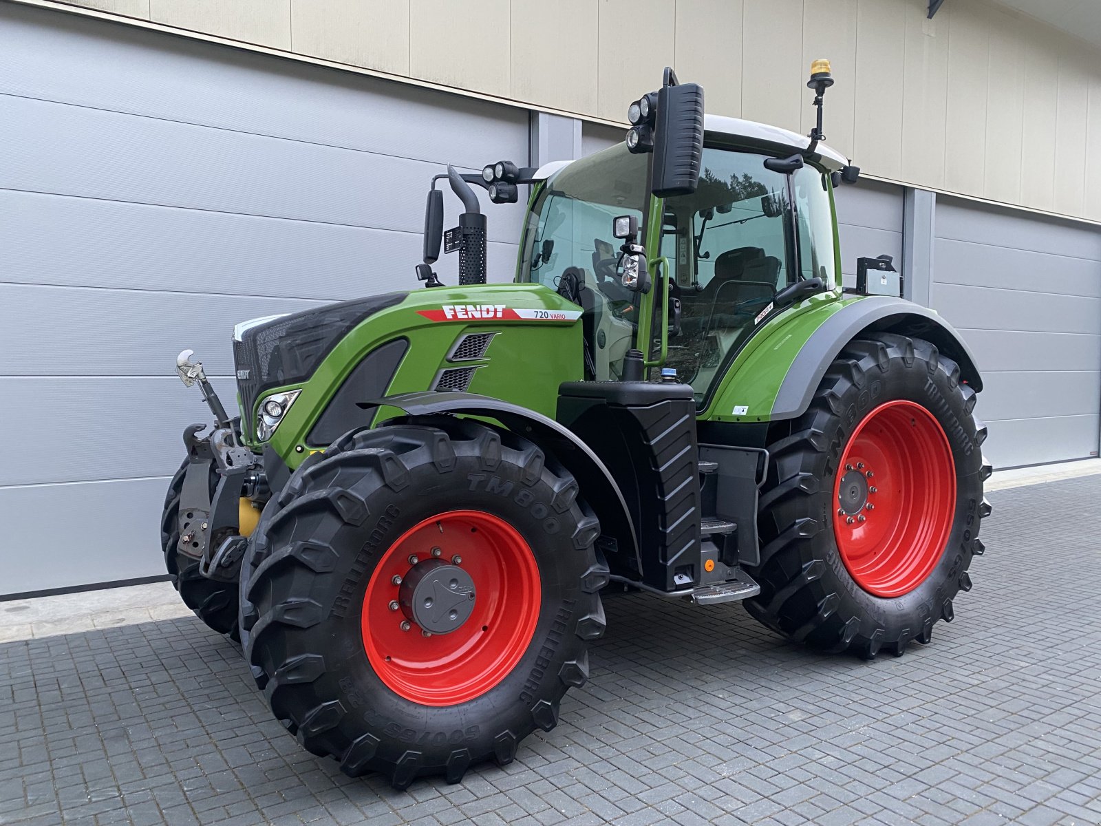 Traktor от тип Fendt 720 Vario Profi+ Setting2 Profiplus, Gebrauchtmaschine в Weigendorf (Снимка 2)
