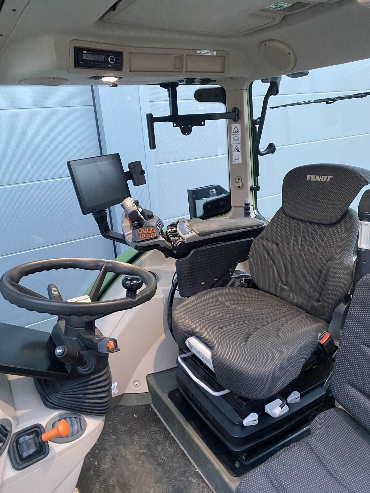 Traktor от тип Fendt 720 Vario Profi+ Setting2 Profiplus, Gebrauchtmaschine в Weigendorf (Снимка 18)