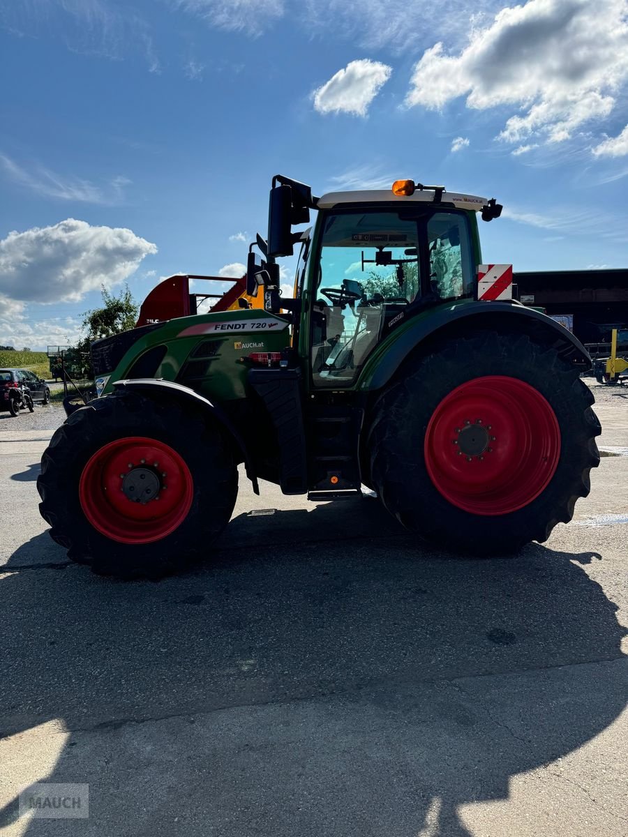 Traktor van het type Fendt 720 Vario Profi, Gebrauchtmaschine in Burgkirchen (Foto 5)