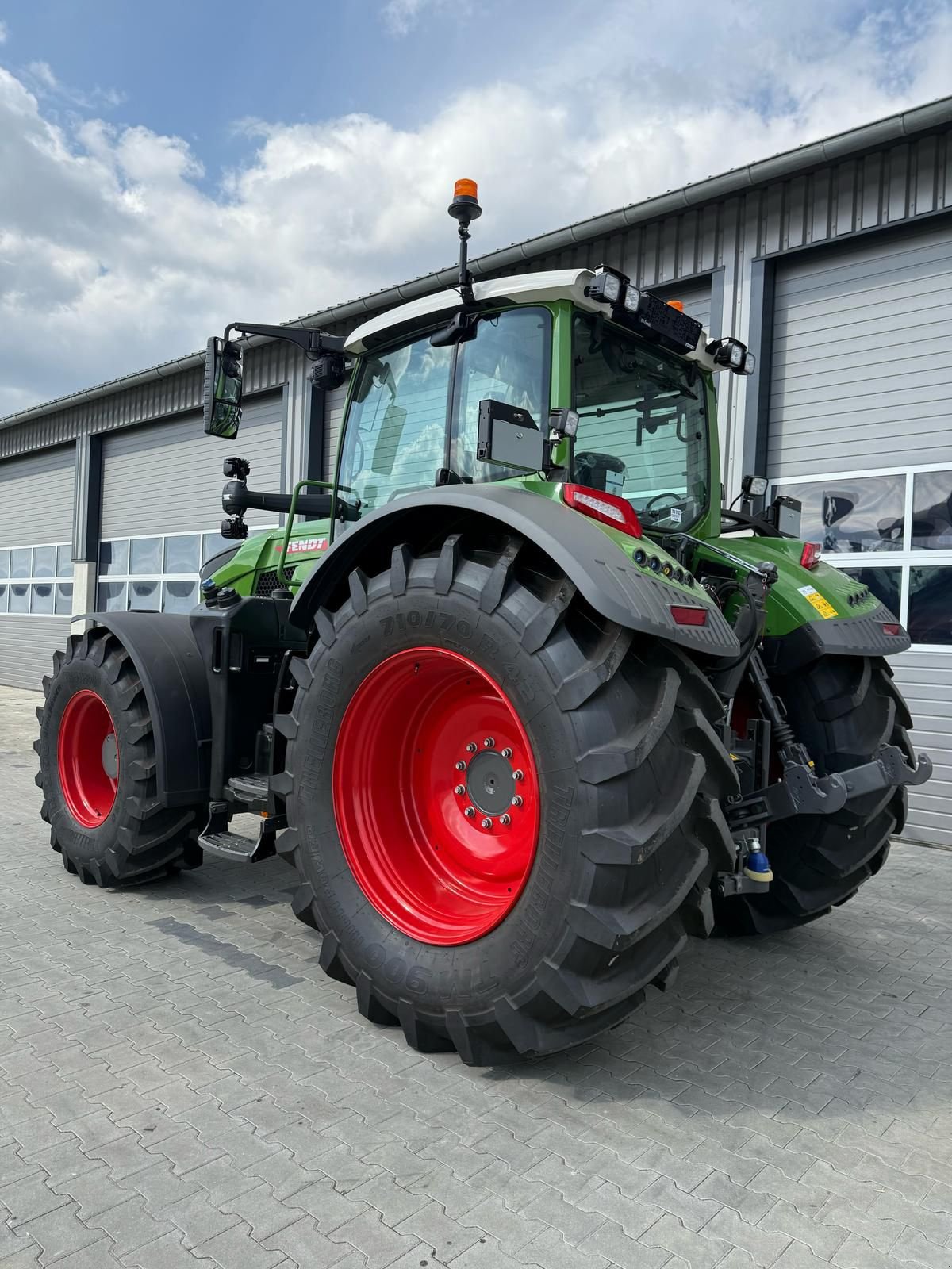 Traktor des Typs Fendt 720 Vario ProfiPlus, Gebrauchtmaschine in Burglengenfeld (Bild 4)