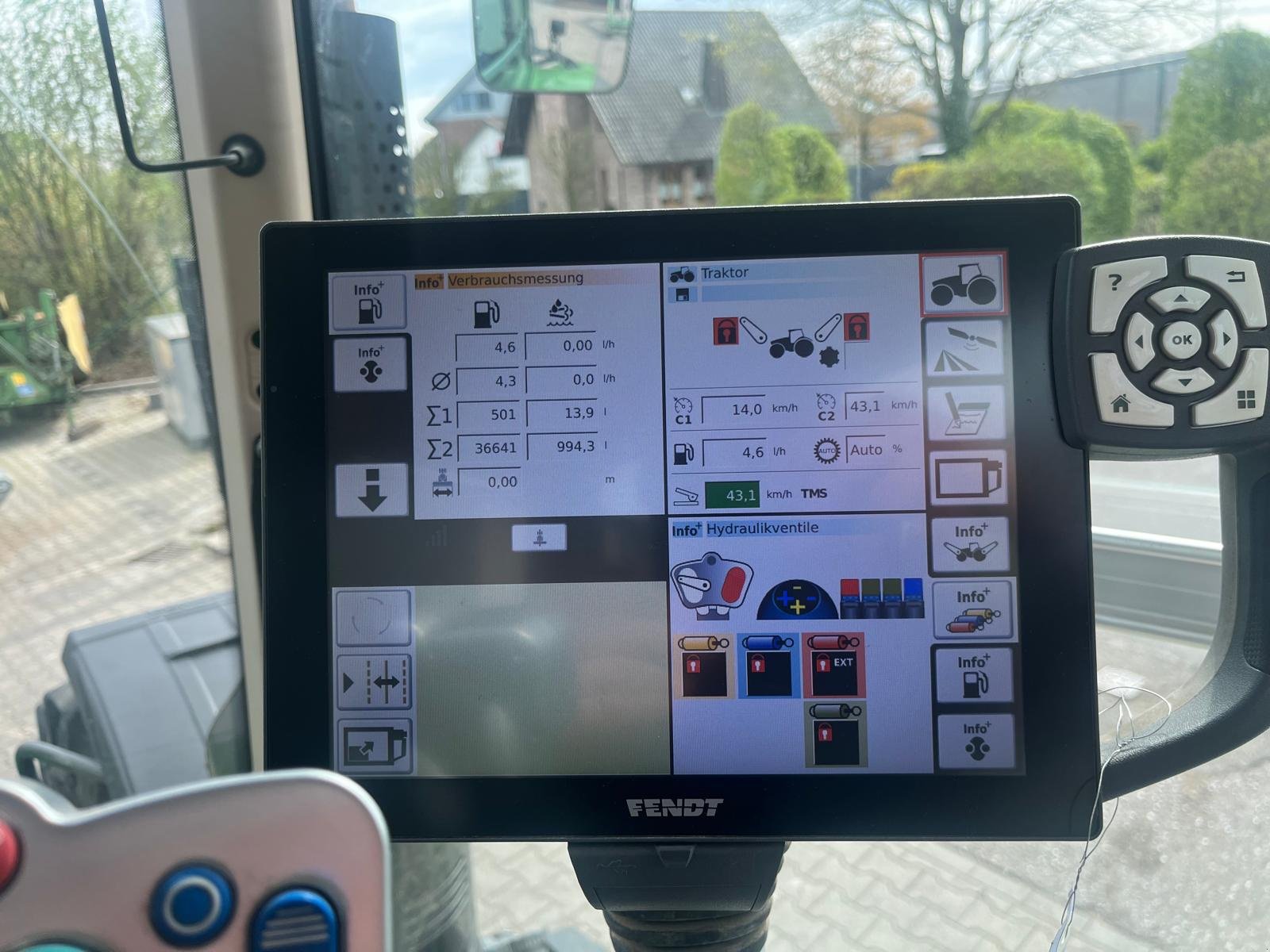 Traktor от тип Fendt 720 Vario ProfiPlus, Gebrauchtmaschine в Issum (Снимка 2)