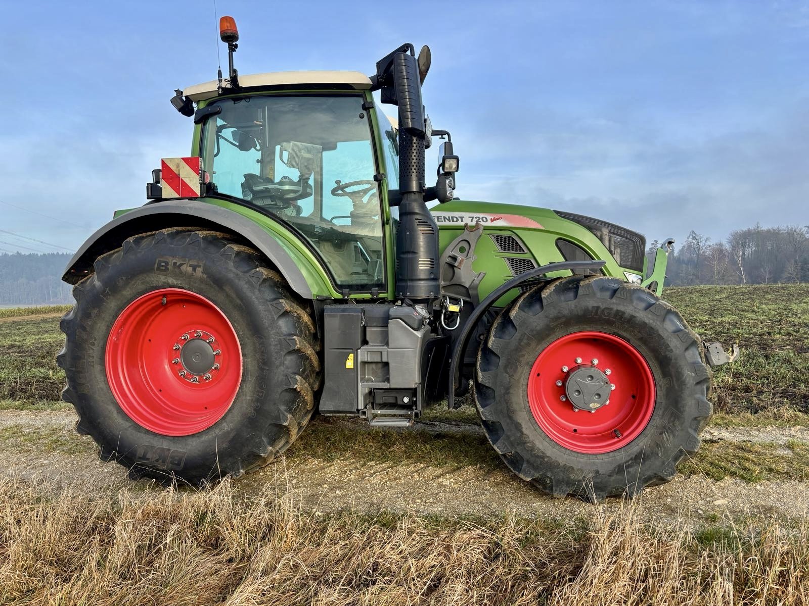 Traktor типа Fendt 720 Vario ProfiPlus, Gebrauchtmaschine в Niederaichbach (Фотография 8)