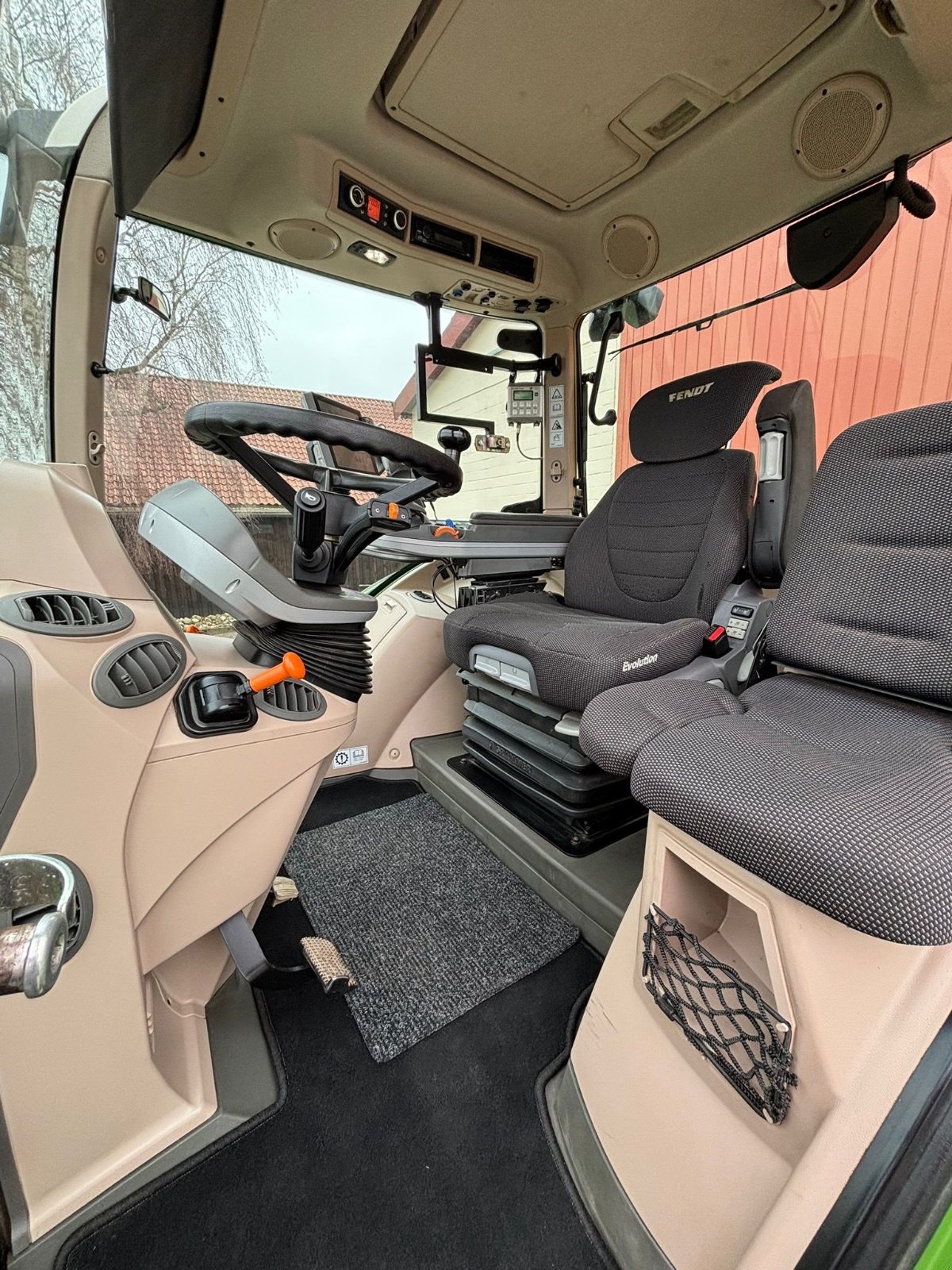 Traktor typu Fendt 720 Vario ProfiPlus, Gebrauchtmaschine w Langenhagen (Zdjęcie 2)