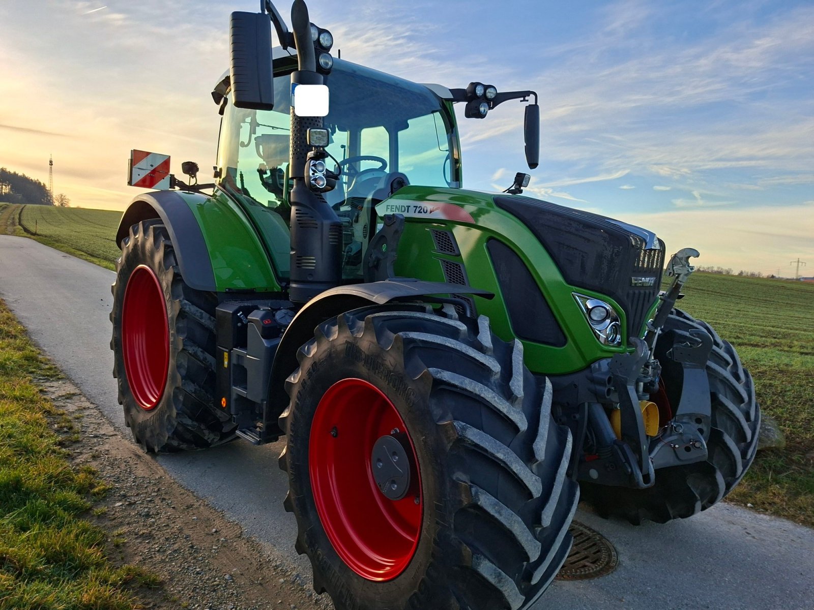 Traktor типа Fendt 720 Vario ProfiPlus, Gebrauchtmaschine в Erding (Фотография 2)