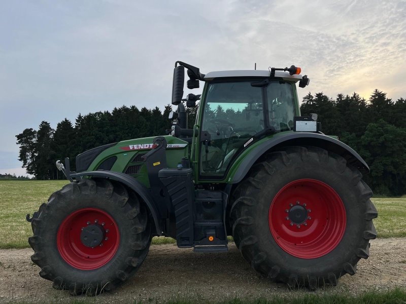 Traktor от тип Fendt 720 Vario ProfiPlus, Gebrauchtmaschine в Gangkofen (Снимка 1)