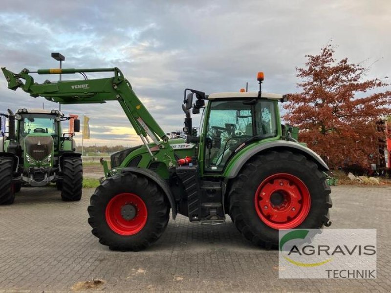 Traktor типа Fendt 720 VARIO S4 mit FL, Gebrauchtmaschine в Calbe / Saale (Фотография 2)