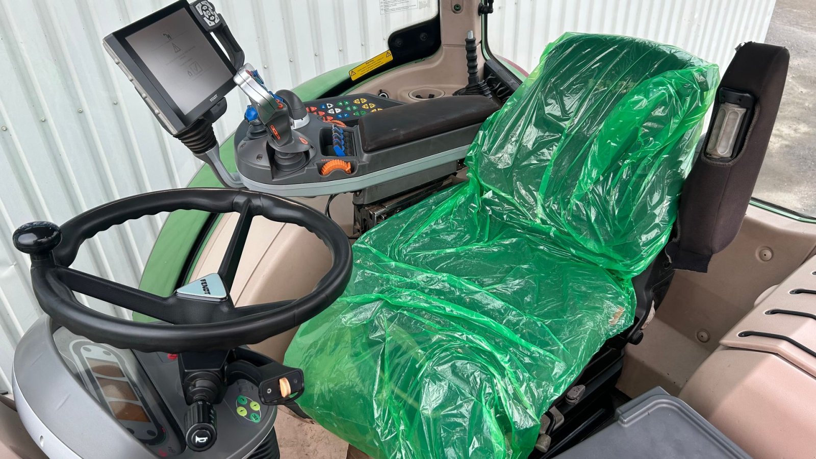 Traktor типа Fendt 720 Vario S4 Profi Plus Med Stoll FZ 60.1 Frontlæsser + Front PTO, Gebrauchtmaschine в Rødekro (Фотография 11)