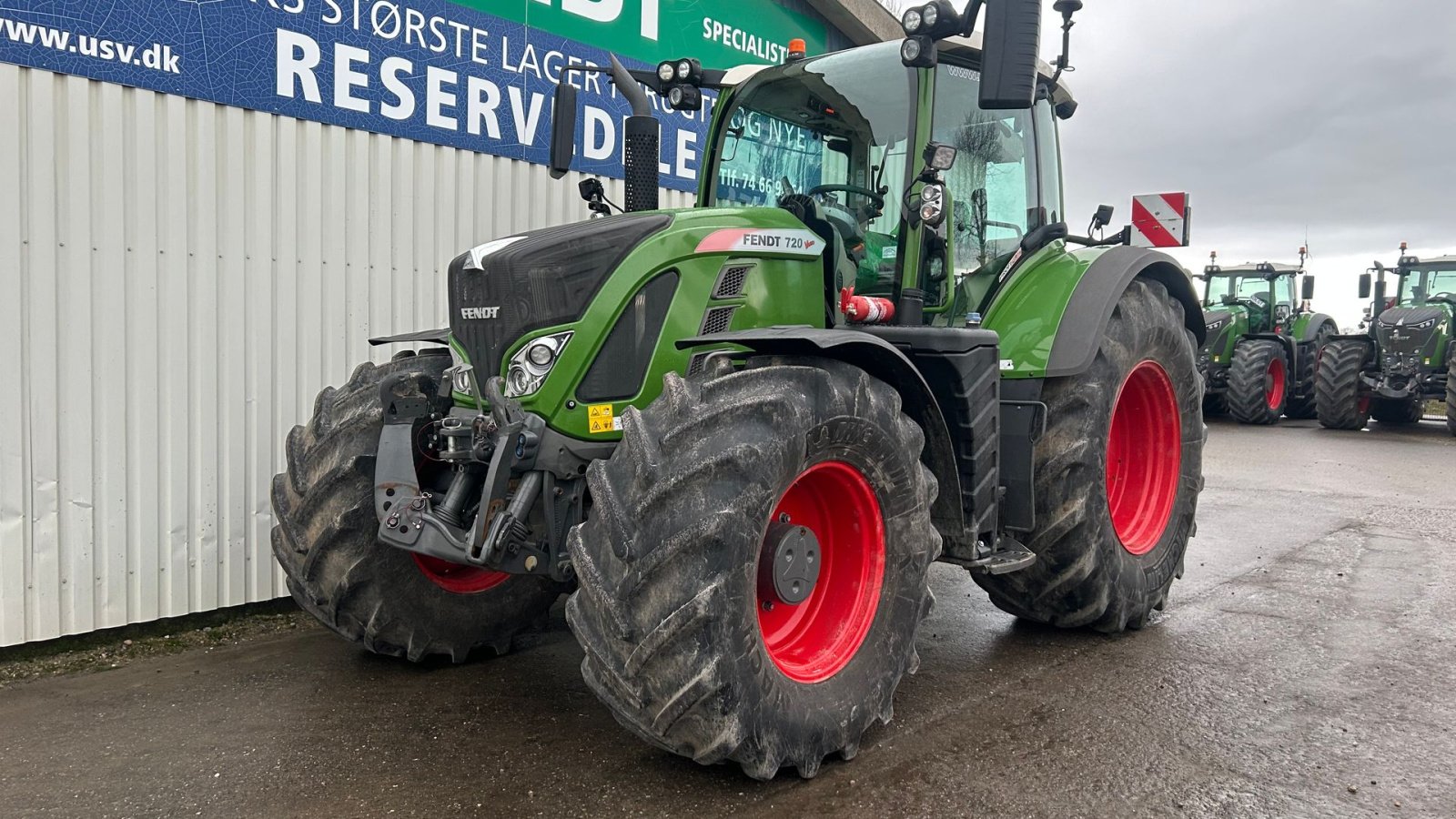 Traktor of the type Fendt 720 Vario S4 Profi Plus, Gebrauchtmaschine in Rødekro (Picture 2)