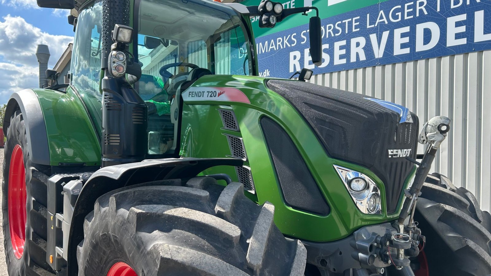 Traktor of the type Fendt 720 Vario S4 Profi Plus, Gebrauchtmaschine in Rødekro (Picture 5)