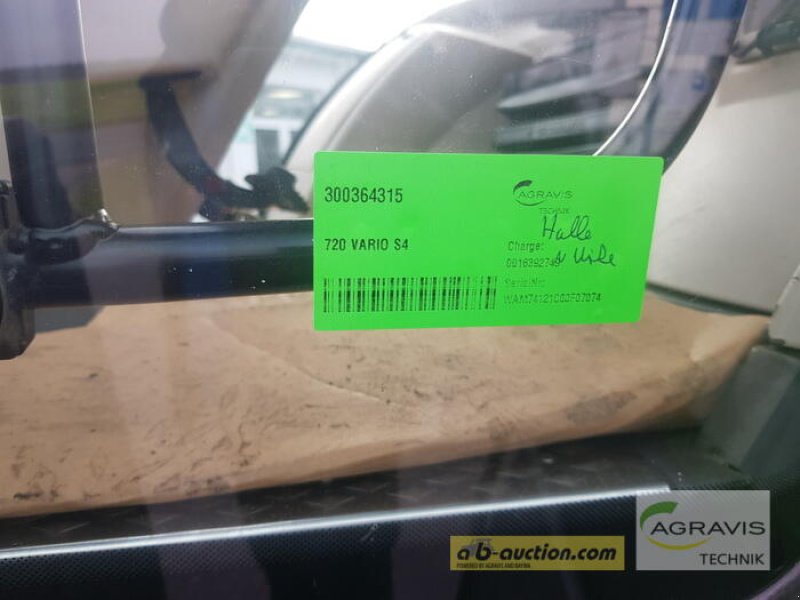 Traktor типа Fendt 720 VARIO S4 Profi Plus, Gebrauchtmaschine в Nartum (Фотография 19)