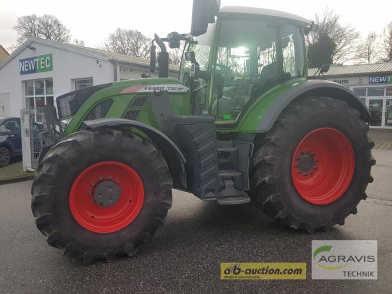 Traktor типа Fendt 720 VARIO S4 Profi Plus, Gebrauchtmaschine в Nartum (Фотография 1)