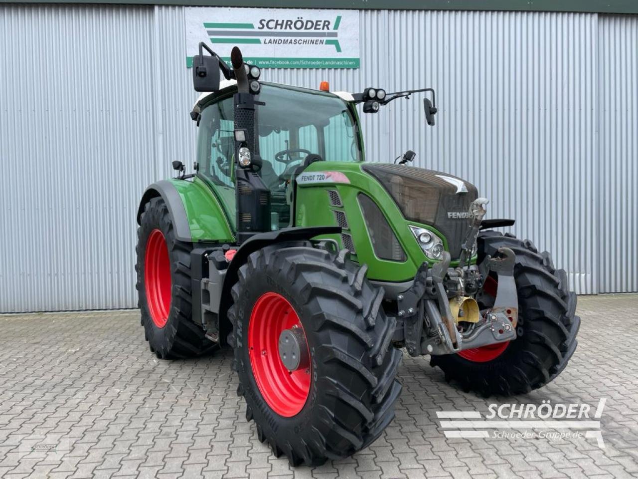 Traktor des Typs Fendt 720 VARIO S4 PROFI PLUS, Gebrauchtmaschine in Wildeshausen (Bild 1)