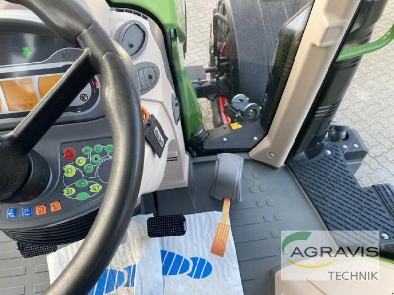 Traktor des Typs Fendt 720 VARIO S4, Gebrauchtmaschine in Barsinghausen-Göxe (Bild 16)