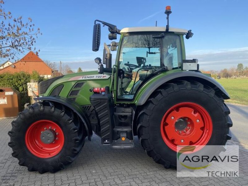 Traktor des Typs Fendt 720 VARIO S4, Gebrauchtmaschine in Barsinghausen-Göxe (Bild 7)