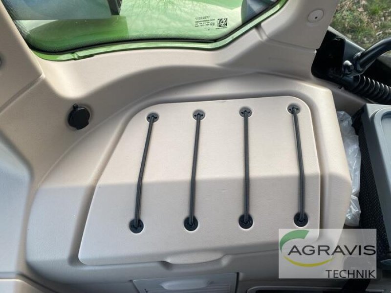 Traktor des Typs Fendt 720 VARIO S4, Gebrauchtmaschine in Barsinghausen-Göxe (Bild 21)