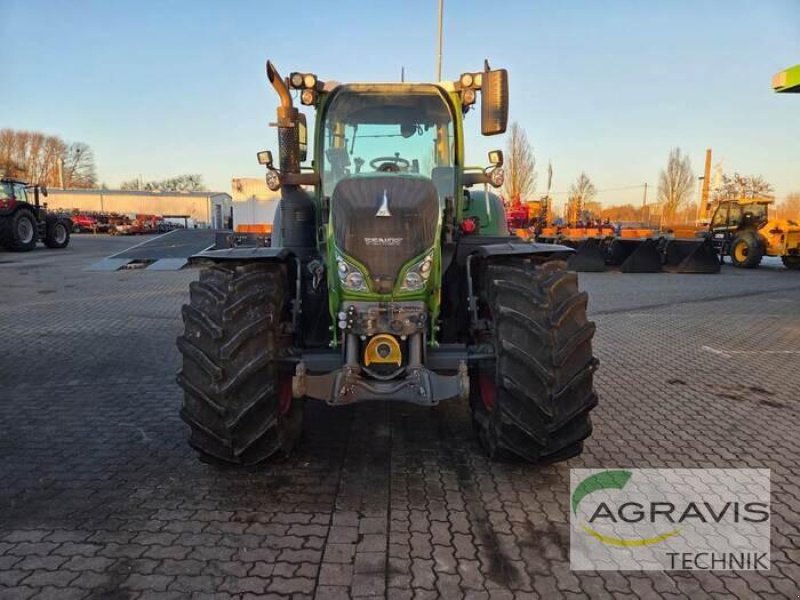 Traktor des Typs Fendt 720 VARIO S4, Gebrauchtmaschine in Calbe / Saale (Bild 9)
