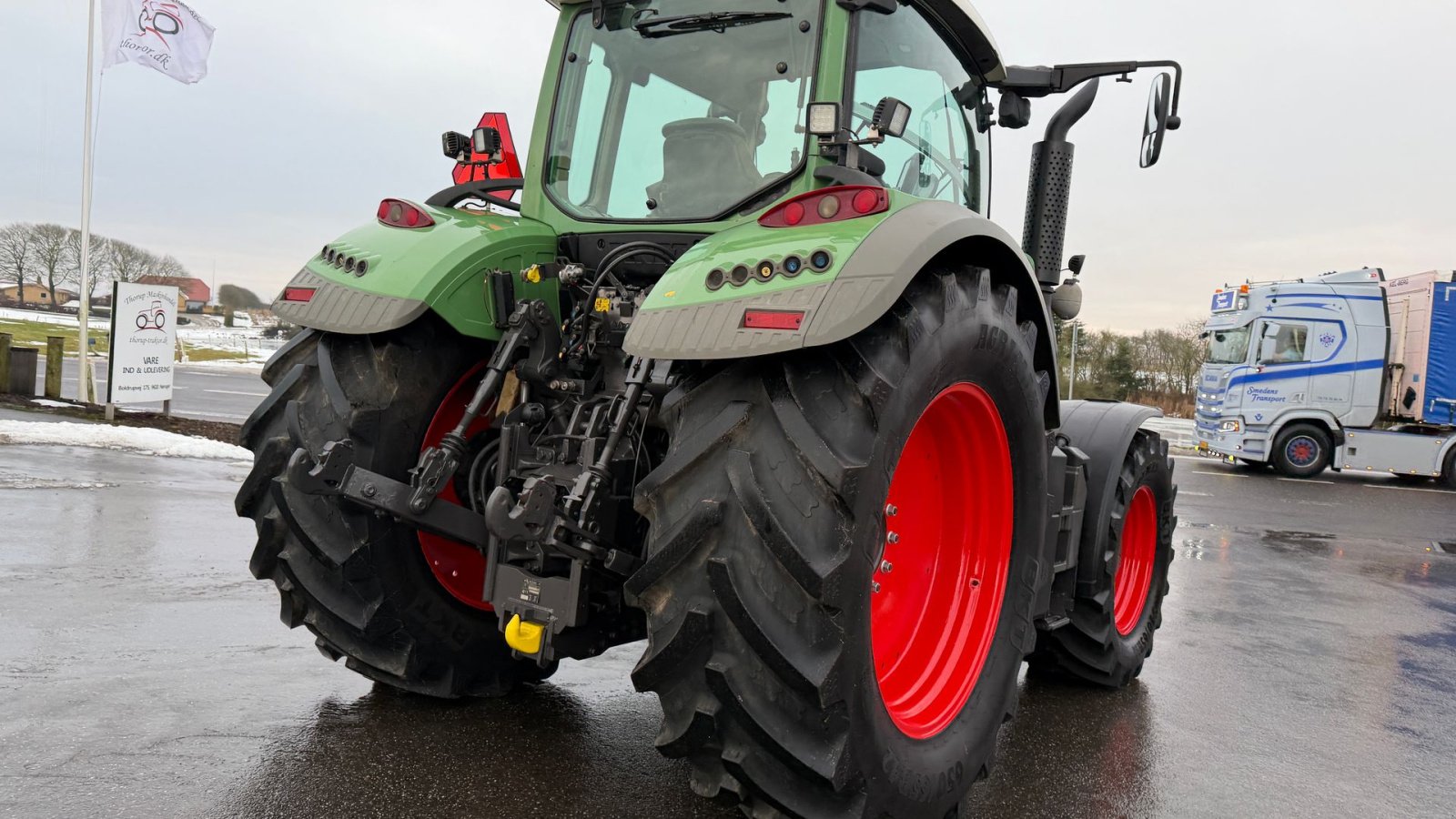 Traktor tip Fendt 720 Vario SCR PROFI MED FULD AFFJEDRING, FRONT PTO OG NÆSTEN NYE DÆK!, Gebrauchtmaschine in Nørager (Poză 13)