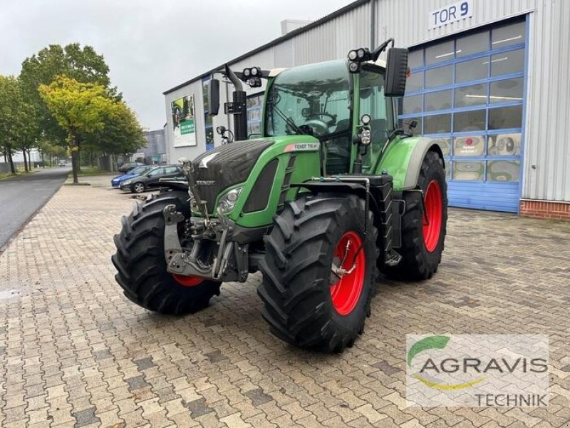 Traktor типа Fendt 720 VARIO SCR Profi Plus, Gebrauchtmaschine в Meppen (Фотография 1)