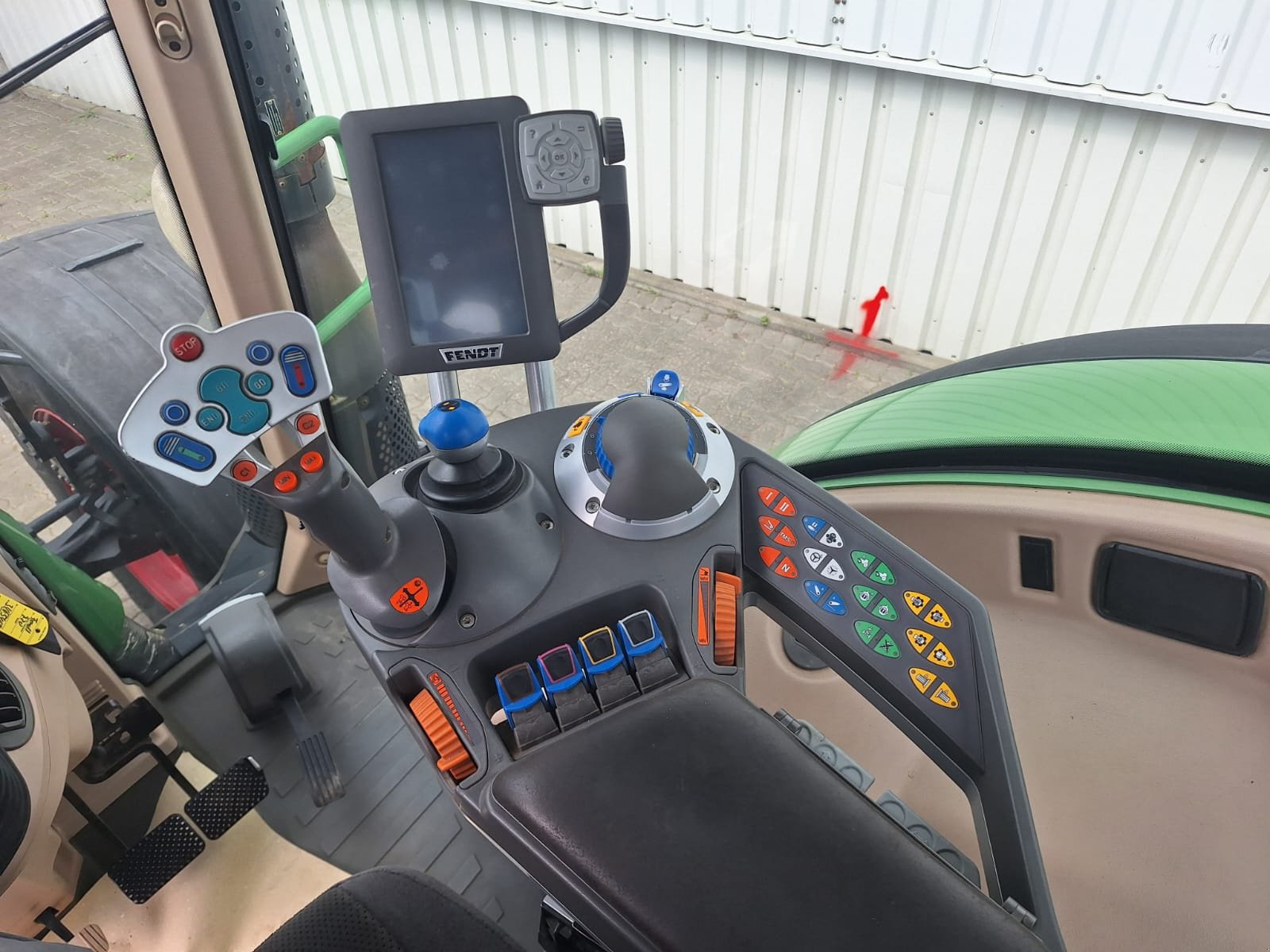 Traktor des Typs Fendt 720 Vario SCR Profi, Gebrauchtmaschine in Holle- Grasdorf (Bild 16)