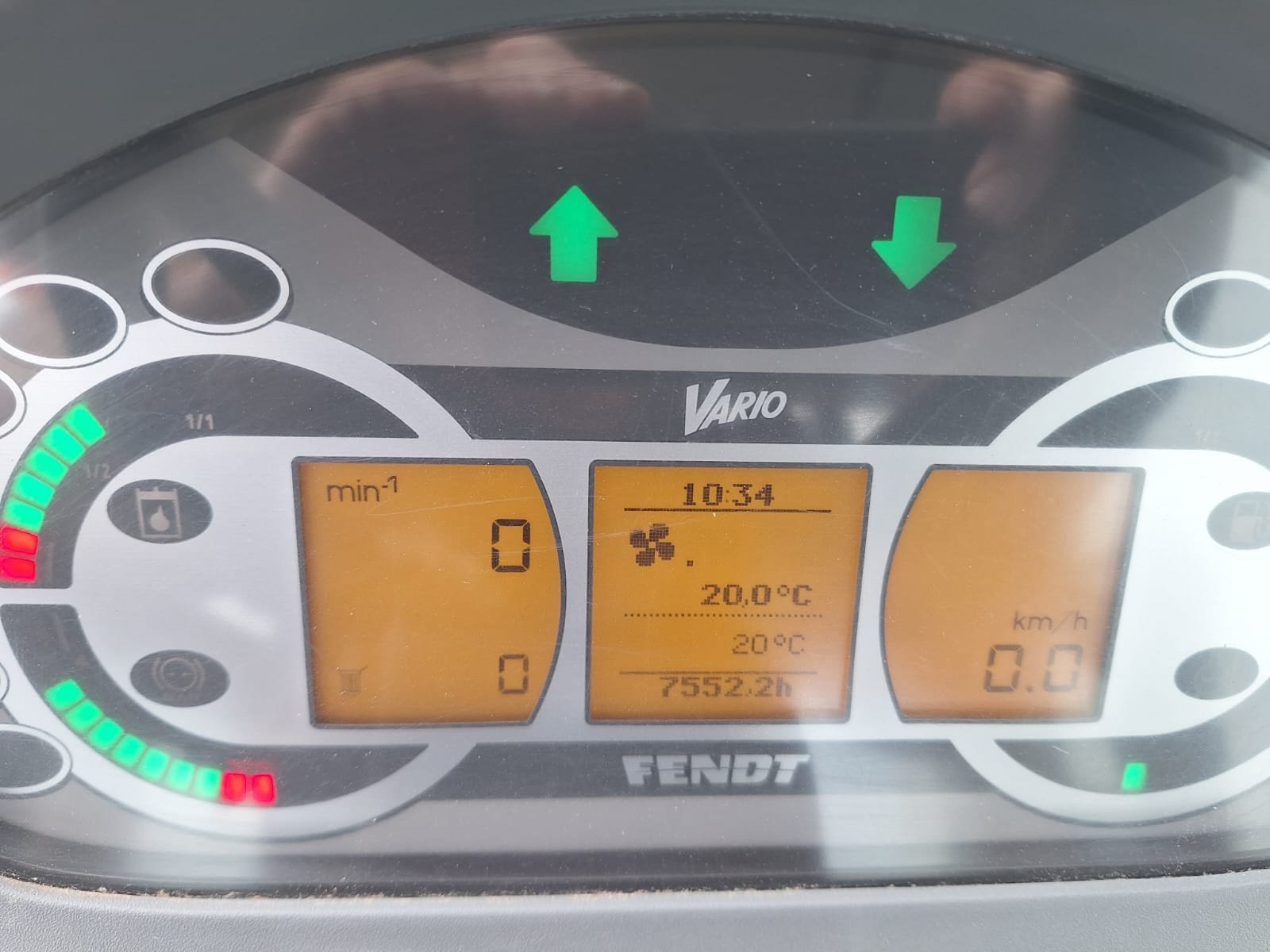 Traktor des Typs Fendt 720 Vario SCR Profi, Gebrauchtmaschine in Holle- Grasdorf (Bild 19)