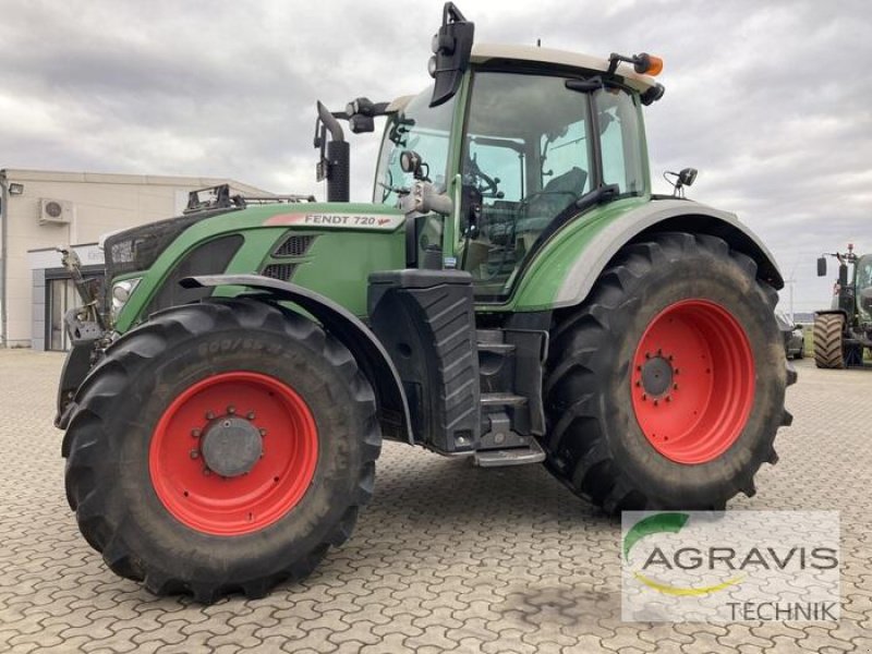 Traktor des Typs Fendt 720 VARIO SCR, Gebrauchtmaschine in Söhlde-Hoheneggelsen (Bild 1)