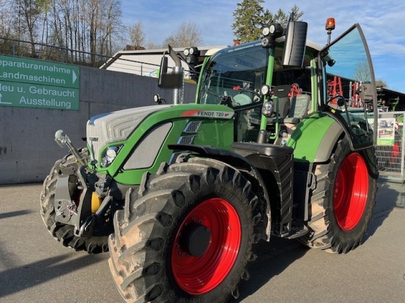 Traktor des Typs Fendt 720 Vario SCR, Gebrauchtmaschine in Donaueschingen (Bild 1)