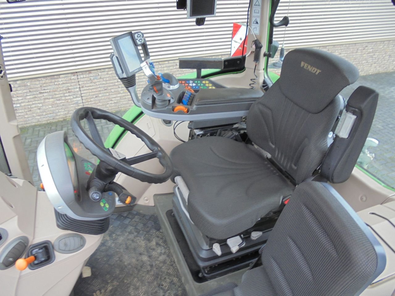 Traktor des Typs Fendt 720 vario tms s4 718/722/724, Gebrauchtmaschine in Houten (Bild 4)