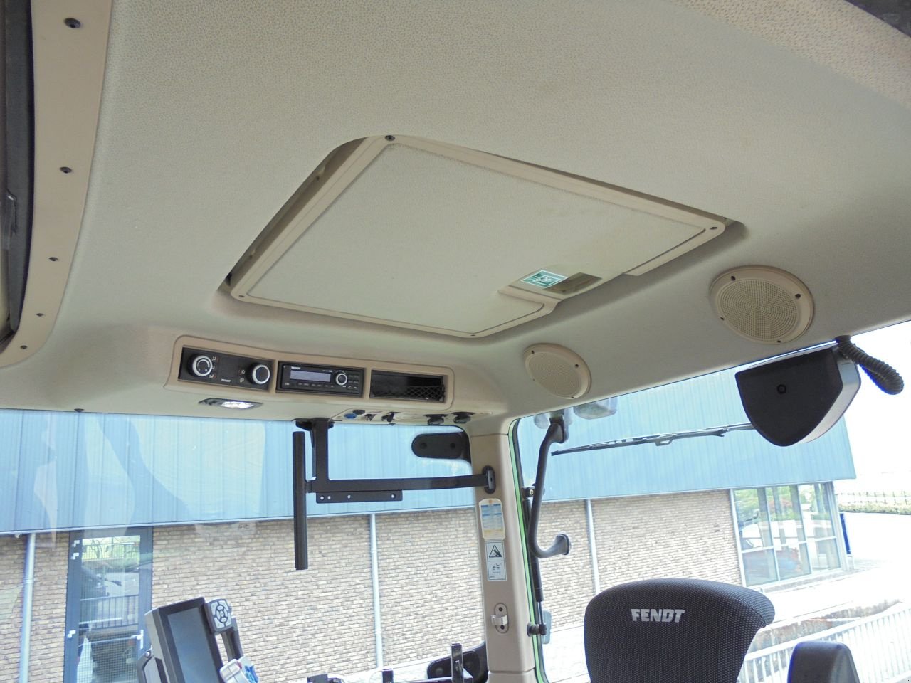 Traktor of the type Fendt 720 vario tms s4 718/722/724, Gebrauchtmaschine in Houten (Picture 8)