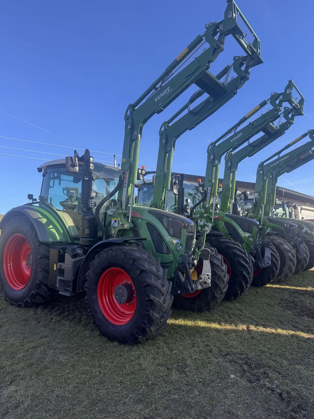 Traktor des Typs Fendt 720 Vario, Gebrauchtmaschine in Traberg (Bild 1)