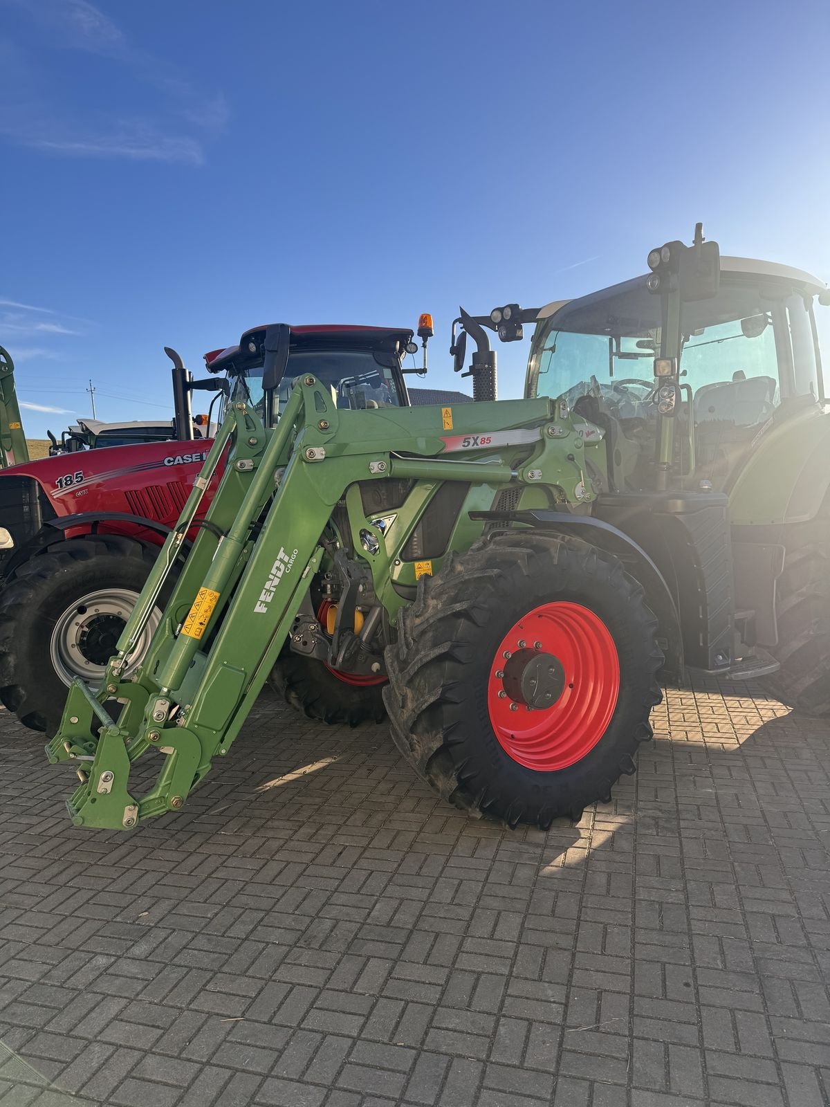 Traktor des Typs Fendt 720 Vario, Gebrauchtmaschine in Traberg (Bild 8)