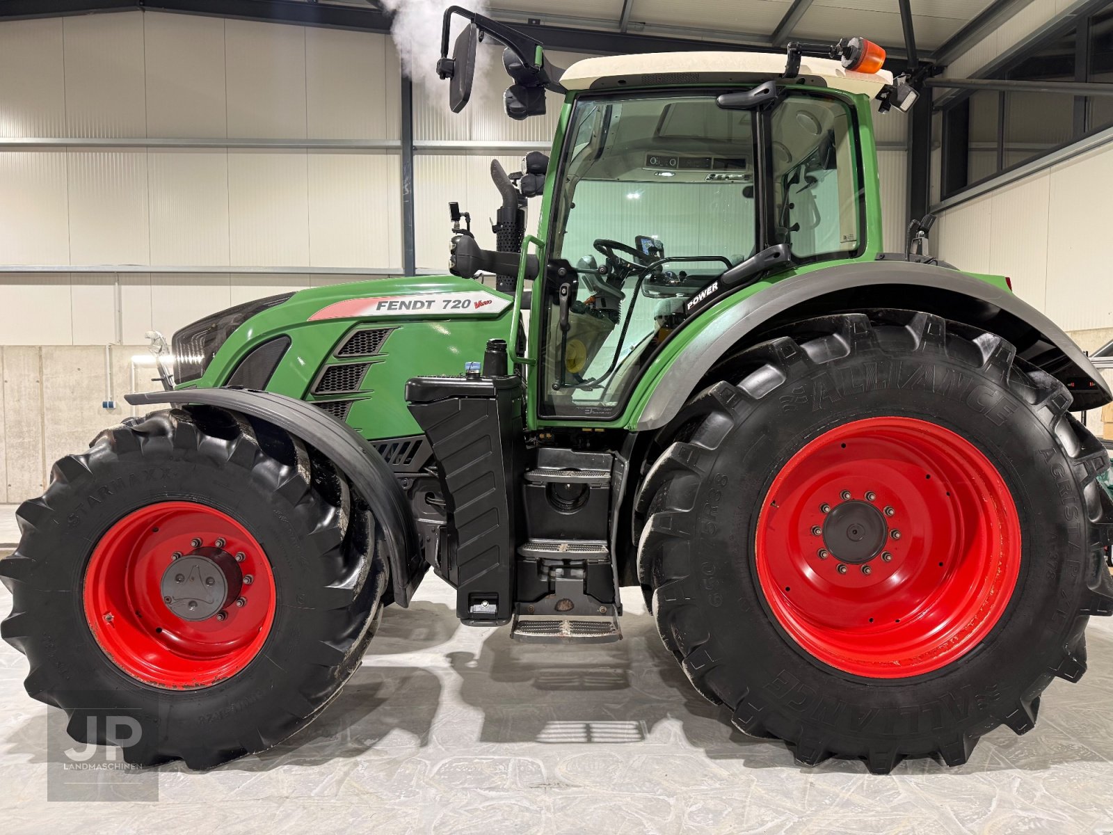 Traktor des Typs Fendt 720 Vario, Gebrauchtmaschine in Kastl (Bild 10)