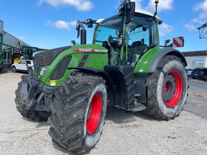 Traktor типа Fendt 720, Gebrauchtmaschine в BOSC LE HARD (Фотография 1)