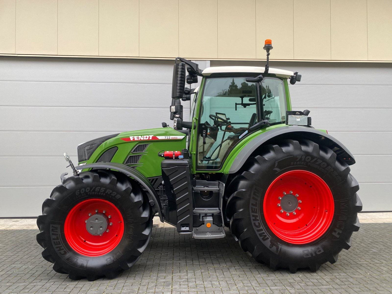 Traktor des Typs Fendt 722 Vario Gen.6 Profi+ Setting2 Profiplus nur 1.245 h (724 kein 720 718), Gebrauchtmaschine in Weigendorf (Bild 11)