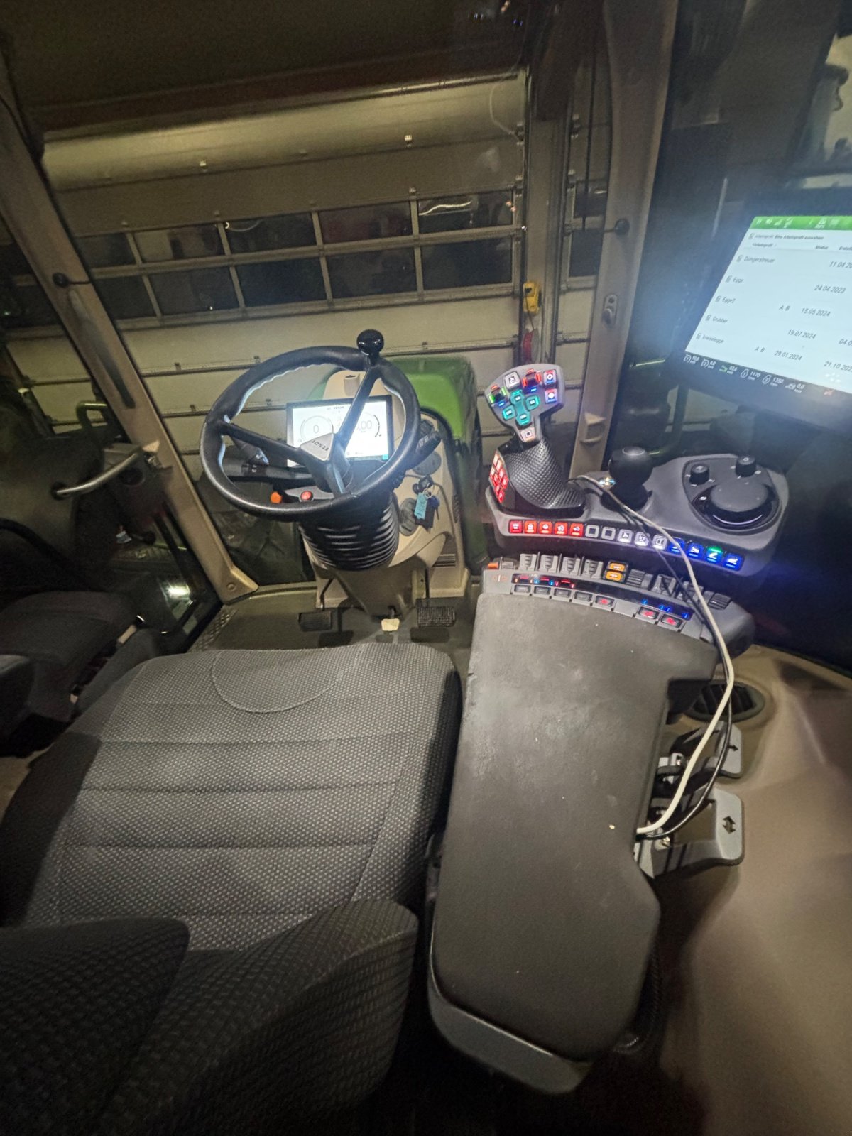 Traktor typu Fendt 722 Vario ProfiPlus, Gebrauchtmaschine v Reimlingen (Obrázek 3)