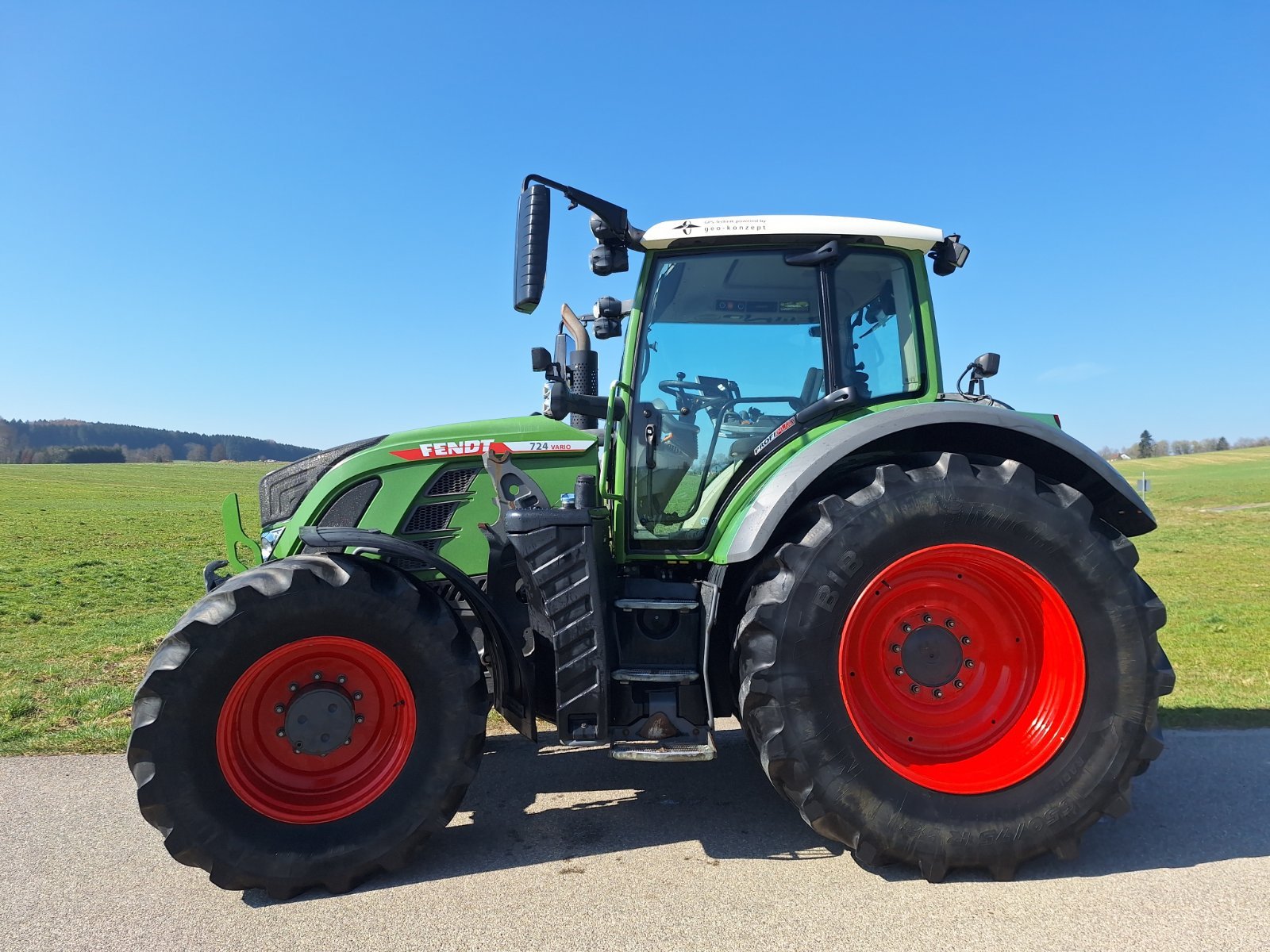 Traktor des Typs Fendt 722 Vario ProfiPlus, Gebrauchtmaschine in Ettringen  (Bild 2)