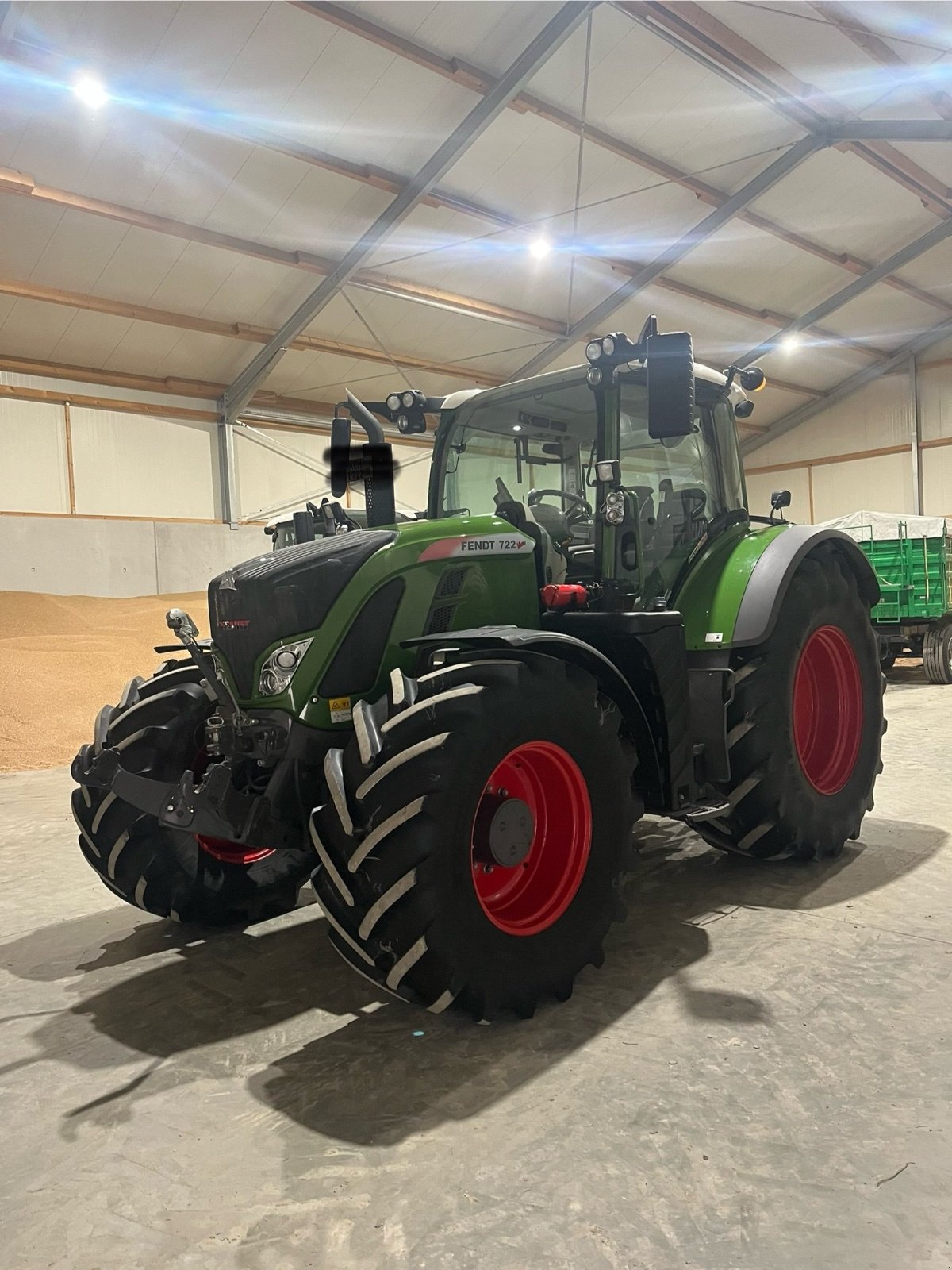 Traktor des Typs Fendt 722 Vario ProfiPlus, Gebrauchtmaschine in Saal (Bild 1)