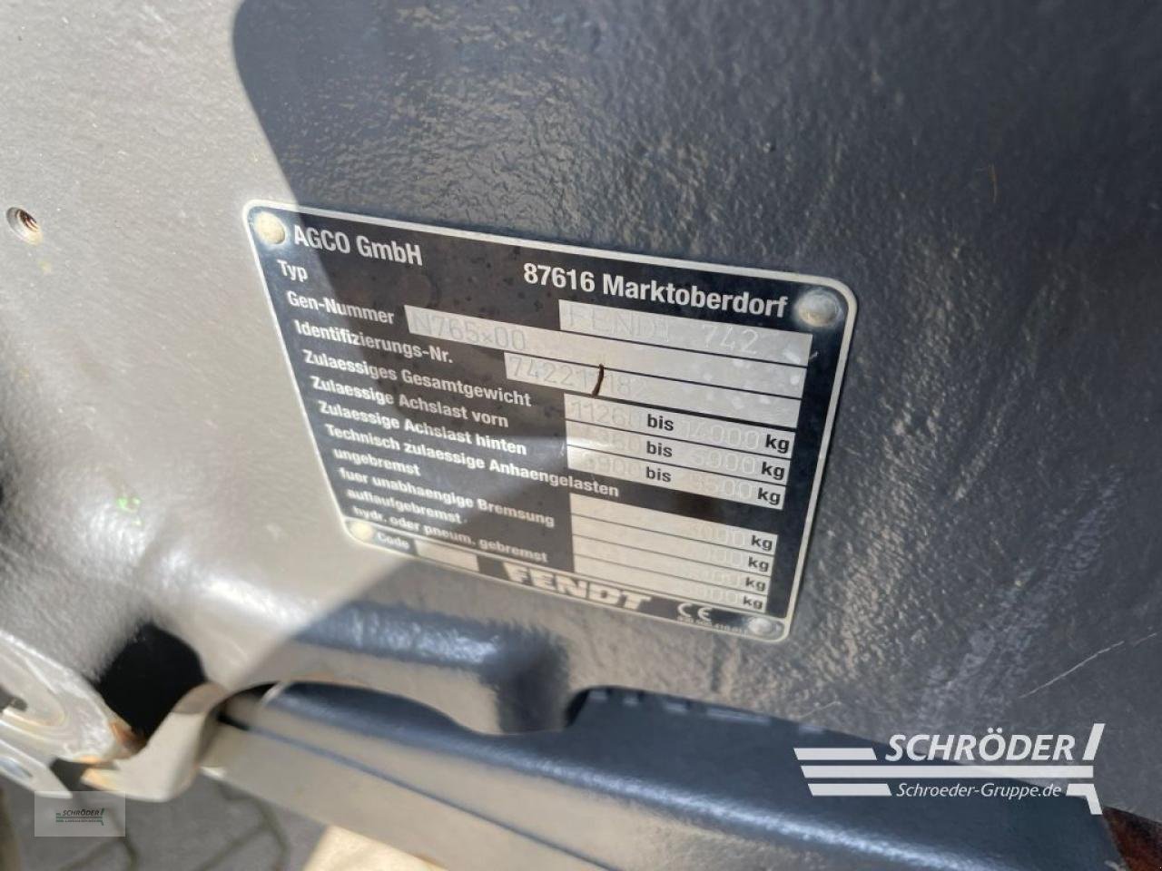 Traktor typu Fendt 722 VARIO S4 PROFI PLUS, Gebrauchtmaschine v Wildeshausen (Obrázek 22)