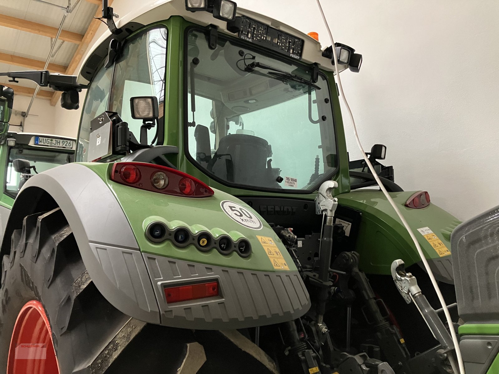 Traktor des Typs Fendt 724 Gen 6 Profi+ FendtONE, Neumaschine in Schwandorf (Bild 3)