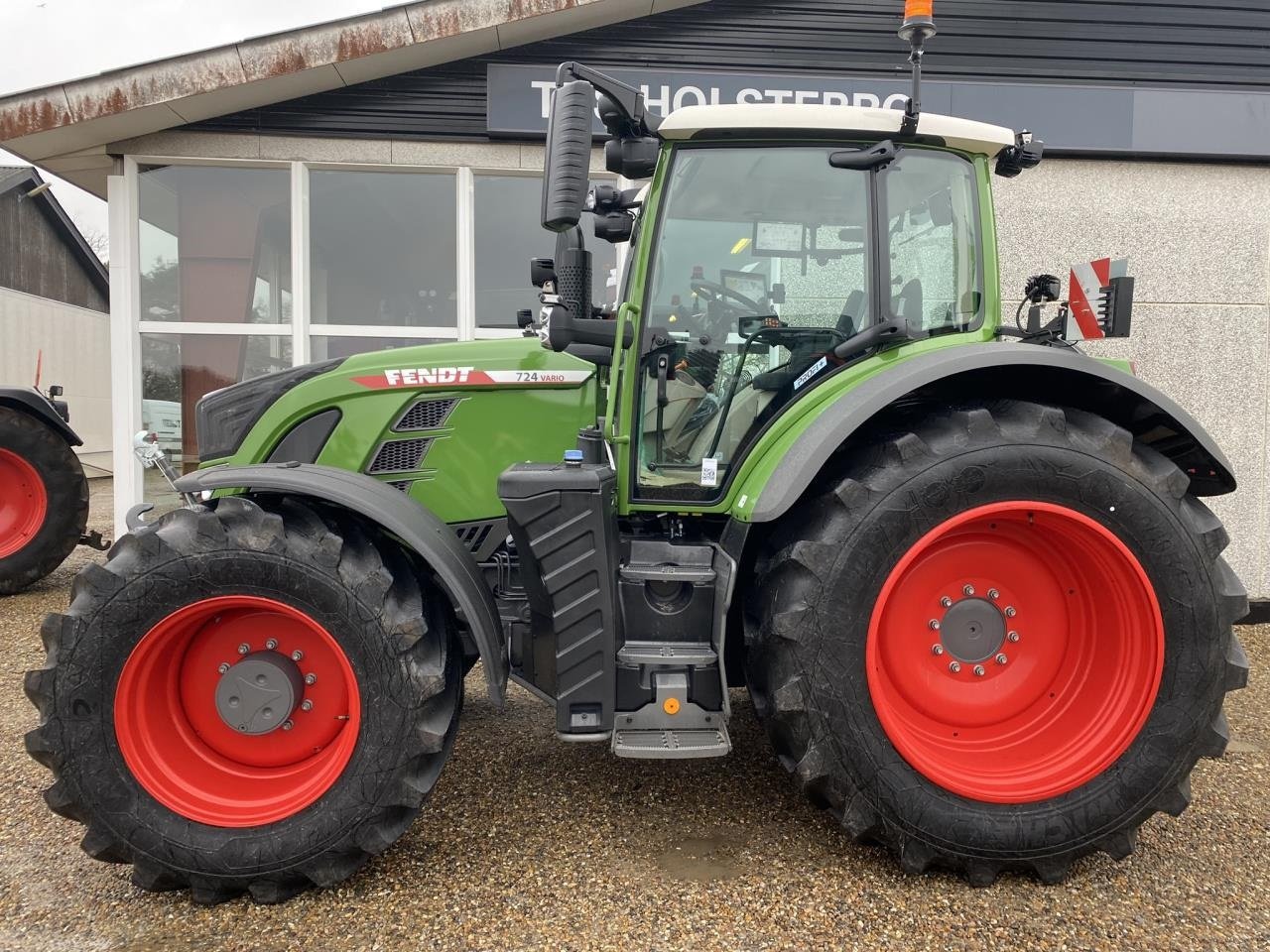 Traktor des Typs Fendt 724 GEN 6, Gebrauchtmaschine in Holstebro (Bild 1)