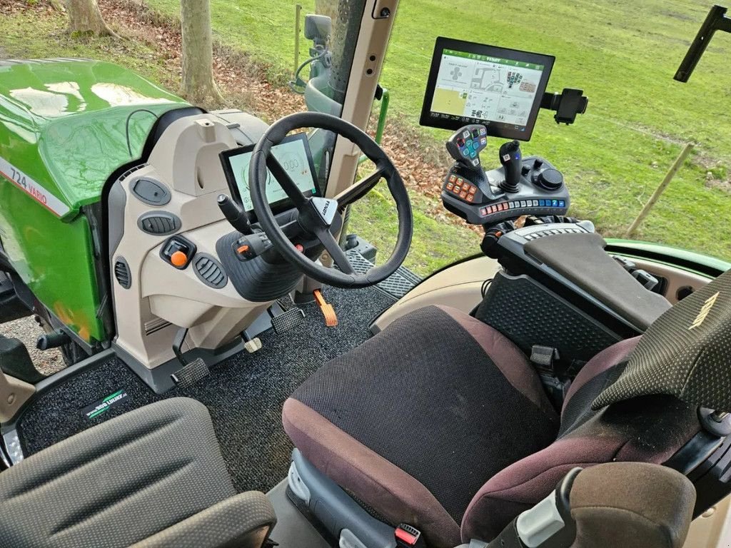 Traktor от тип Fendt 724 Gen6 Power Plus ( 718 720 722 ), Gebrauchtmaschine в Bergen op Zoom (Снимка 11)