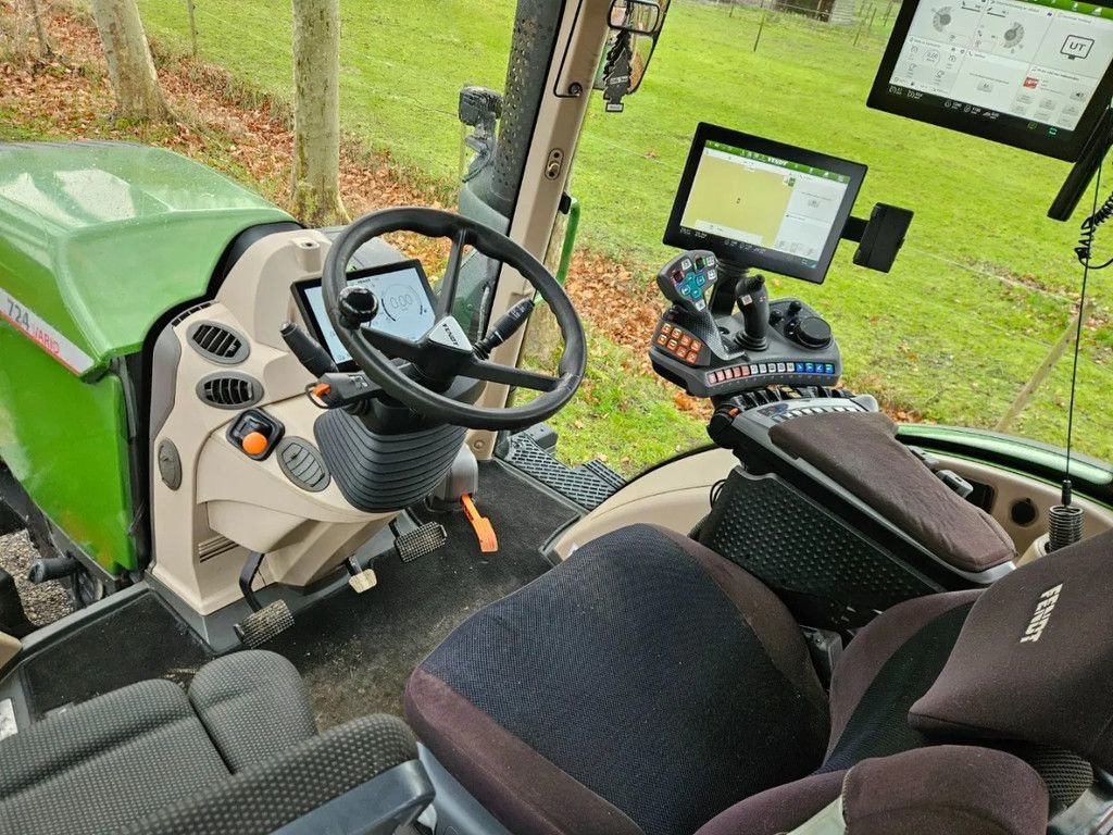 Traktor типа Fendt 724 Gen6 Profi Plus Setting 2 3de scherm (SOLD / VERKOCHT), Gebrauchtmaschine в Bergen op Zoom (Фотография 10)