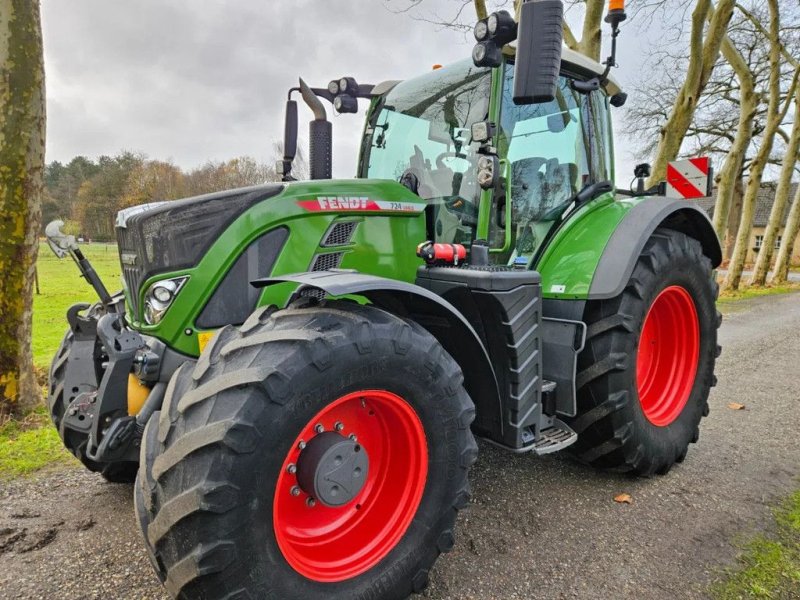 Traktor типа Fendt 724 Gen6 Profi Plus Setting 2 3de scherm (SOLD / VERKOCHT), Gebrauchtmaschine в Bergen op Zoom (Фотография 1)