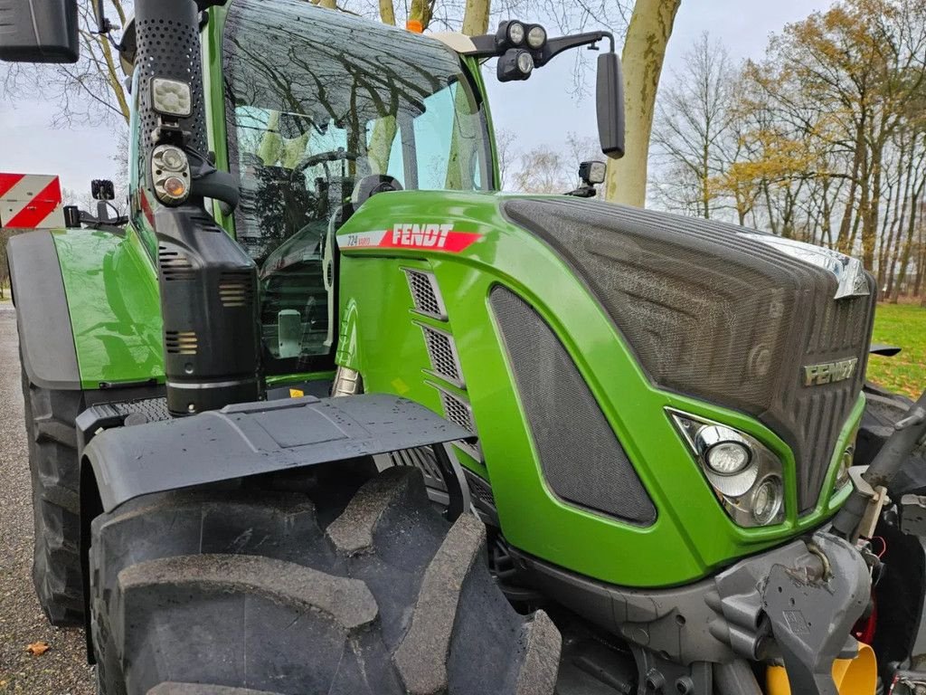 Traktor типа Fendt 724 Gen6 Profi Plus Setting 2 3de scherm (SOLD / VERKOCHT), Gebrauchtmaschine в Bergen op Zoom (Фотография 4)