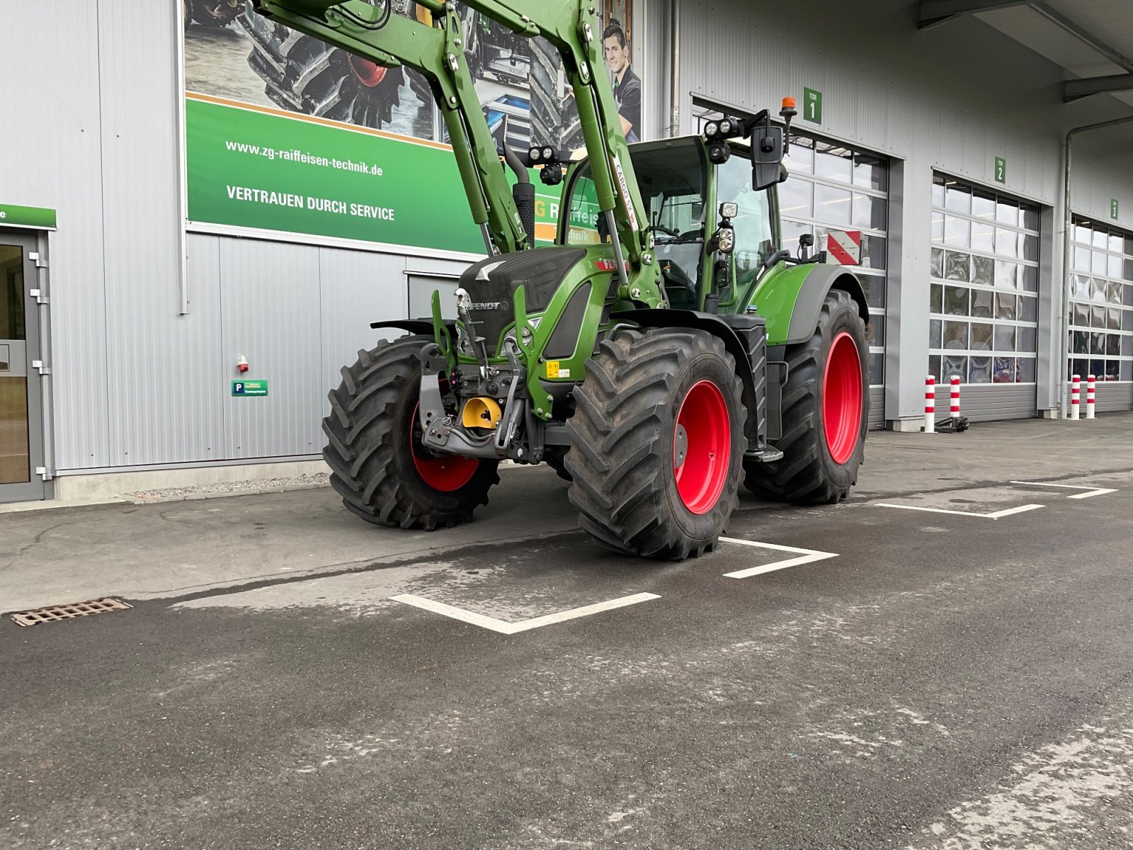 Traktor des Typs Fendt 724 Gen6 Profi Plus Setting 2, Neumaschine in Mühlhausen-Ehingen (Bild 2)