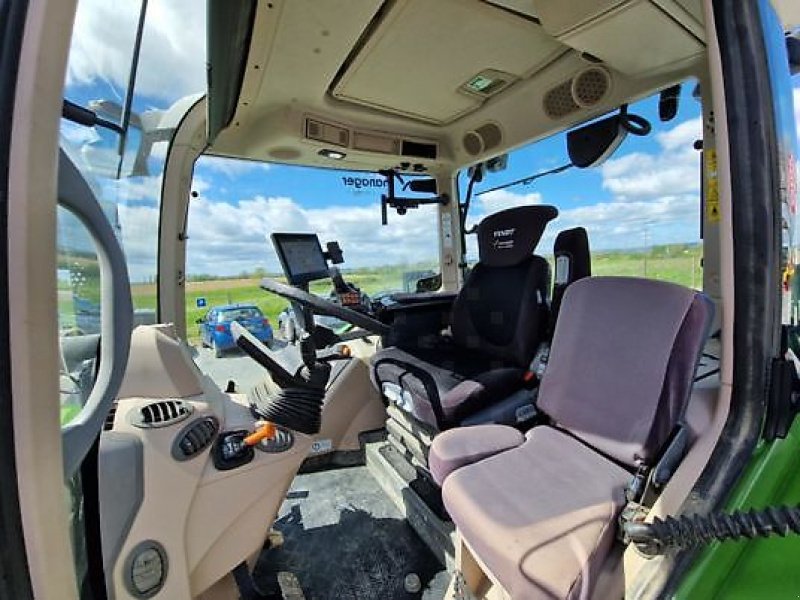 Traktor of the type Fendt 724 Gen6 Profi Plus Setting1, Gebrauchtmaschine in PEYROLE (Picture 9)