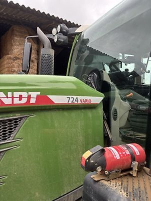 Traktor του τύπου Fendt 724 GEN6 PROFI PLUS, Gebrauchtmaschine σε Monferran-Savès (Φωτογραφία 8)