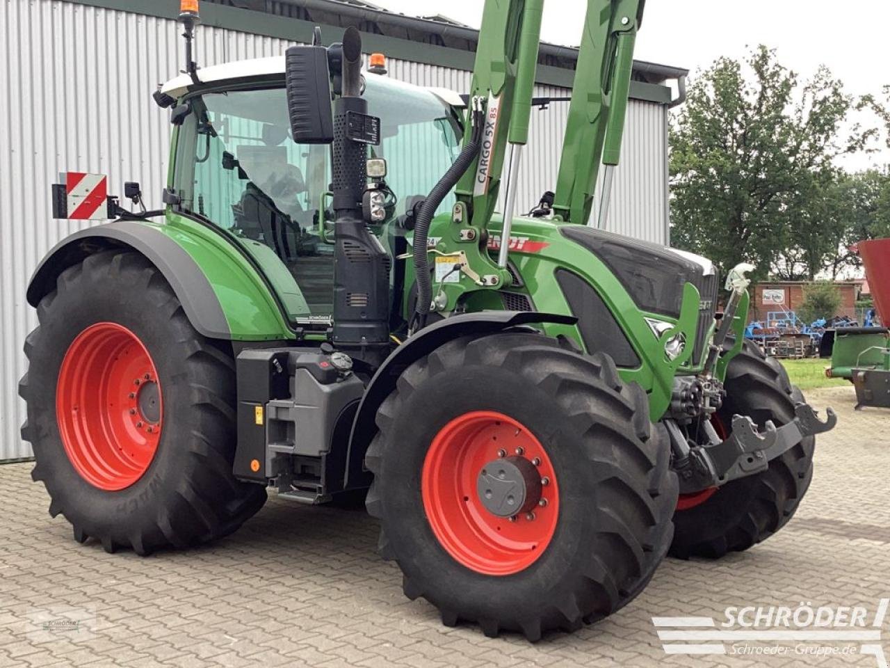 Traktor des Typs Fendt 724 GEN6 PROFI PLUS, Gebrauchtmaschine in Ahlerstedt (Bild 3)